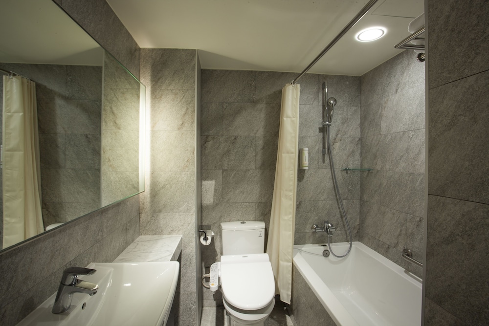 Luxury Triple Room photo 3