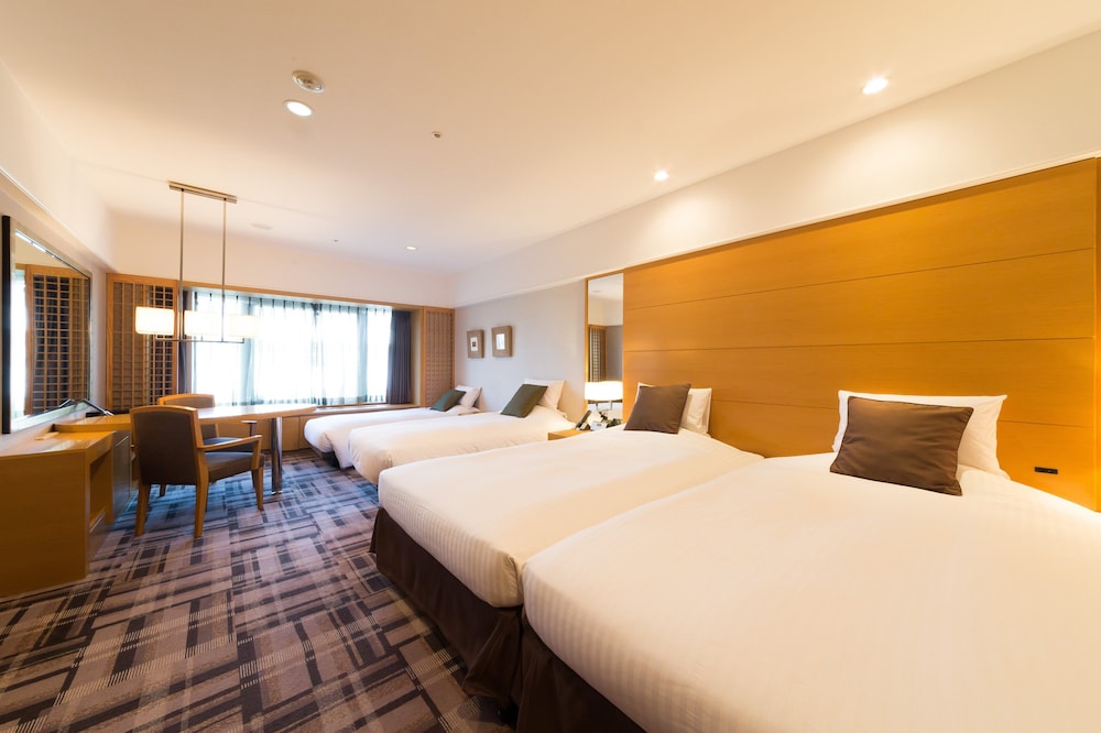 Executive Quadruple Room, Non Smoking (42㎡) - Photo 1