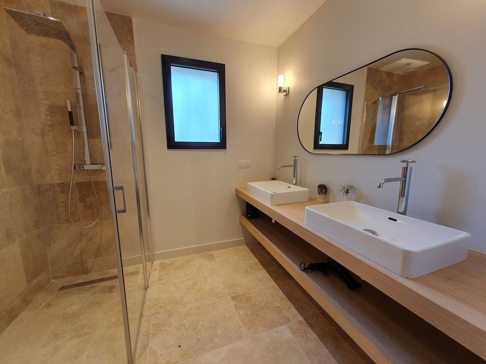 Superior Double Room, Ensuite (Chambre Daudet) photo 2
