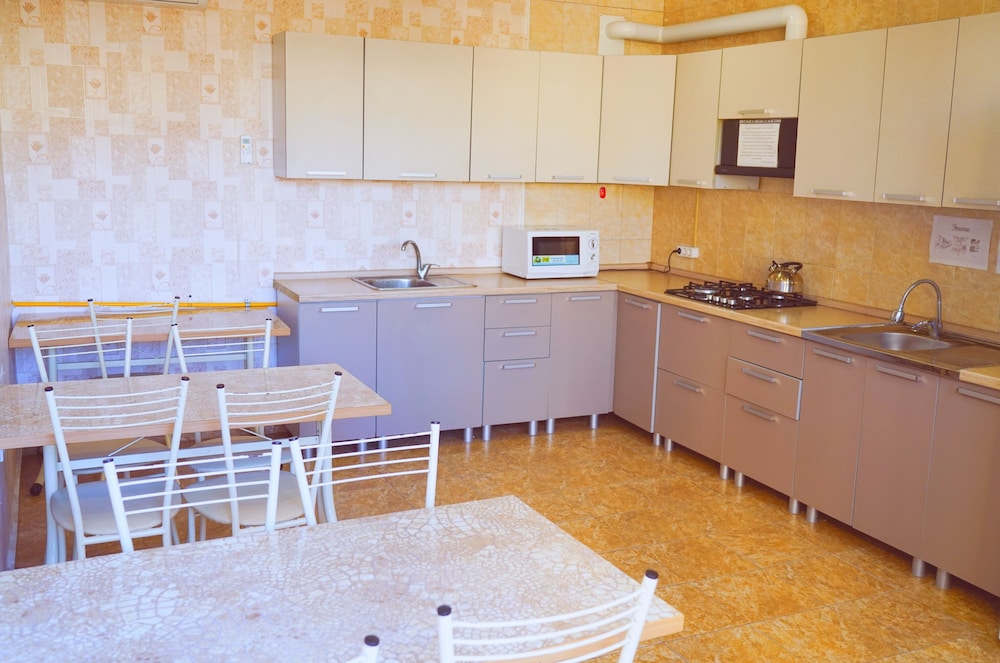 Standard Triple Room, Courtyard Area photo 2