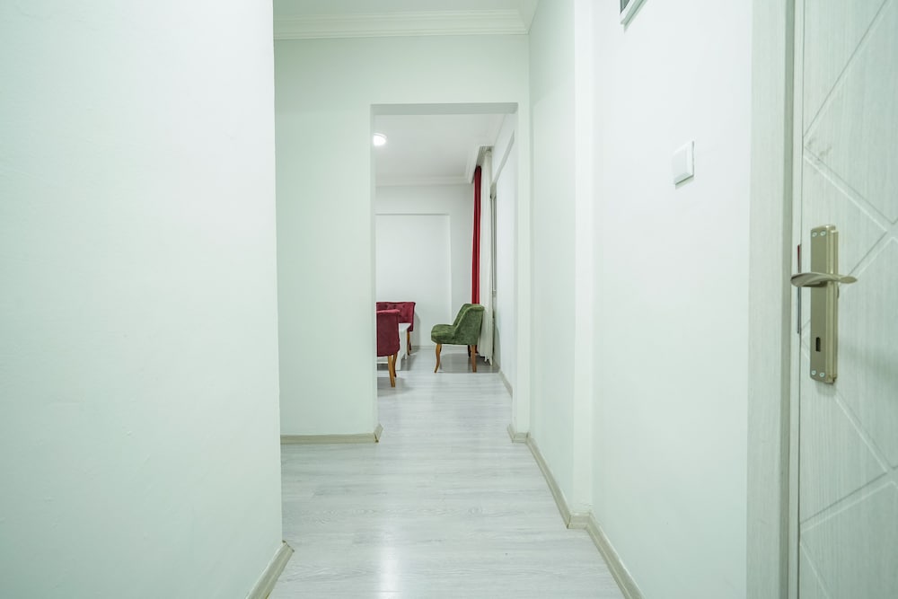 Quadruple Room - Photo 18