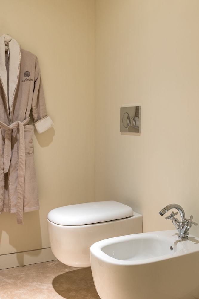 Executive Room (Deluxe)