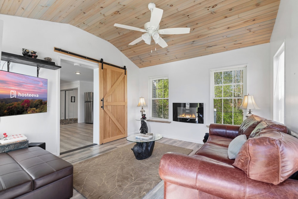 Signature House, Fireplace