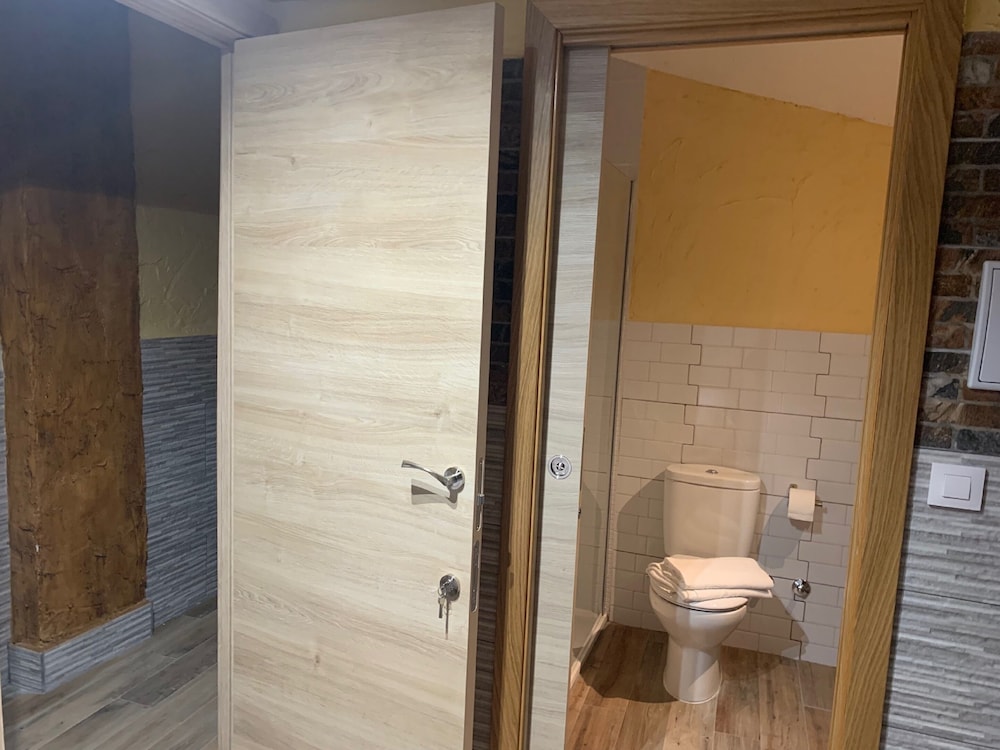 Standard Single Room photo 3