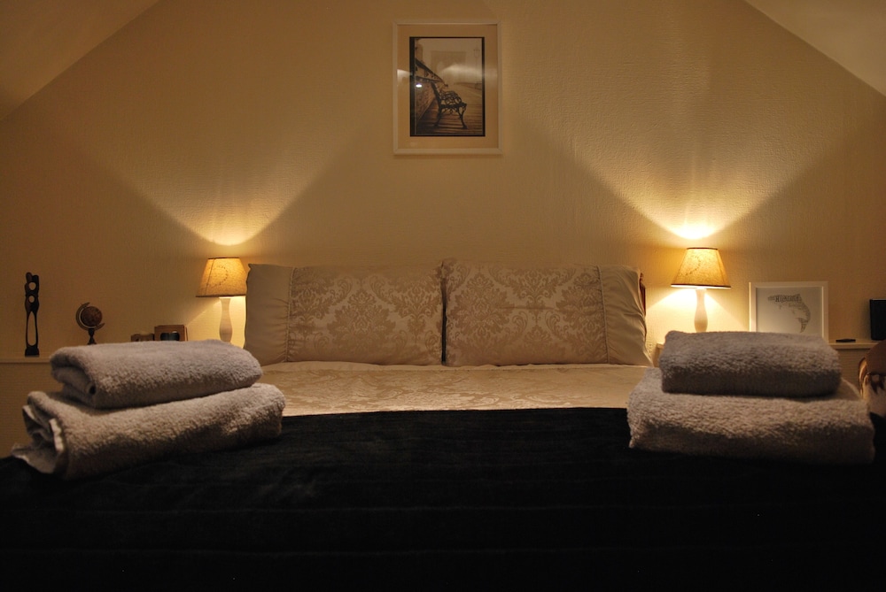 Double Room (Upstairs Room) photo 3