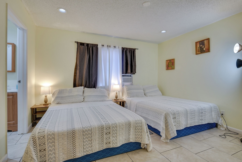 House (2 Bedrooms) photo 1