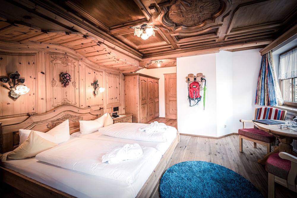 Classic Double Room (Arlberg 2) photo 3