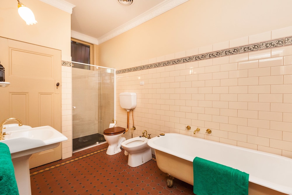 Premium Apartment, 1 Bedroom, Private Bathroom photo 3