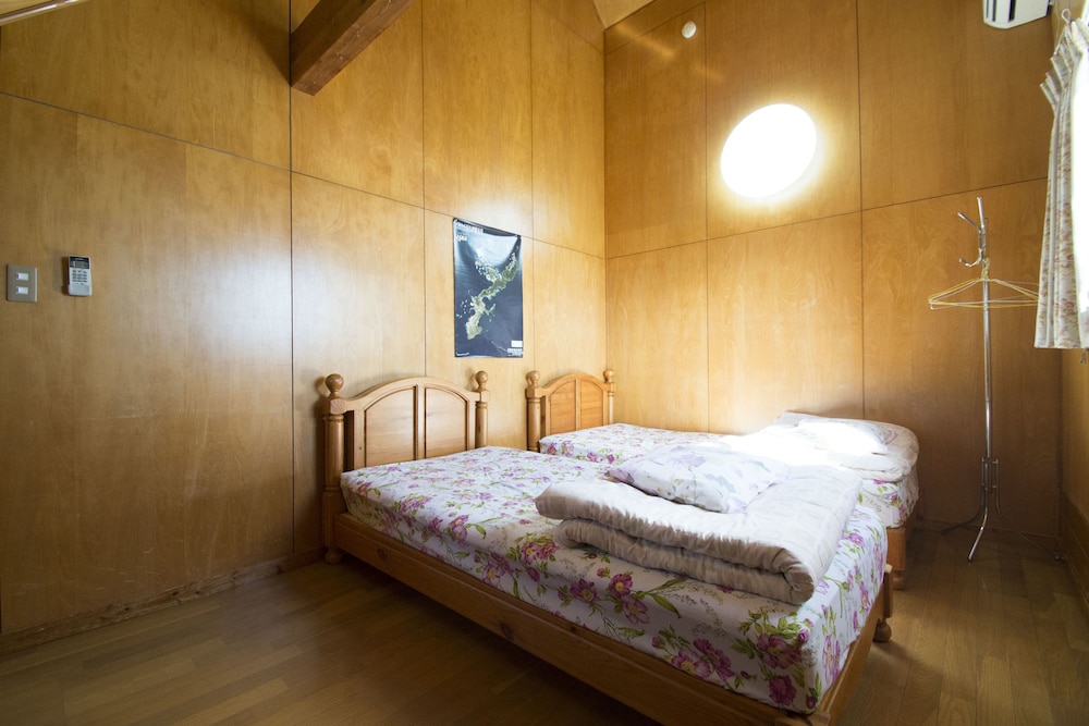 Twin Room photo 2