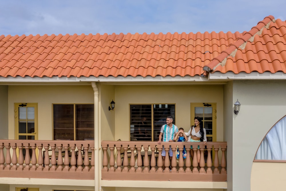 One Premium Suite 1 King