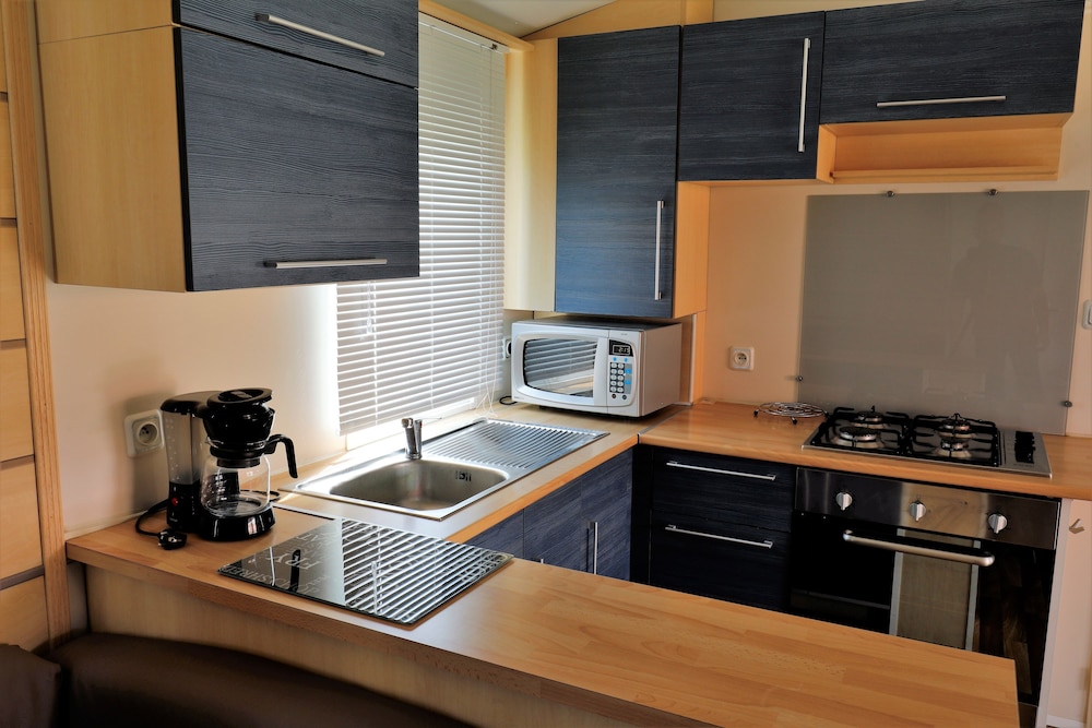 Superior Mobile Home, 3 Bedrooms photo 2