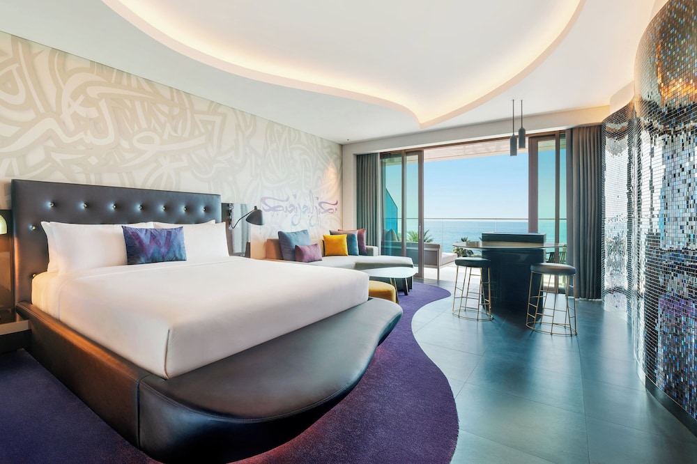 Family Room, Connecting Family Room, 1 King, 2 Double, Palm Jumeirah View