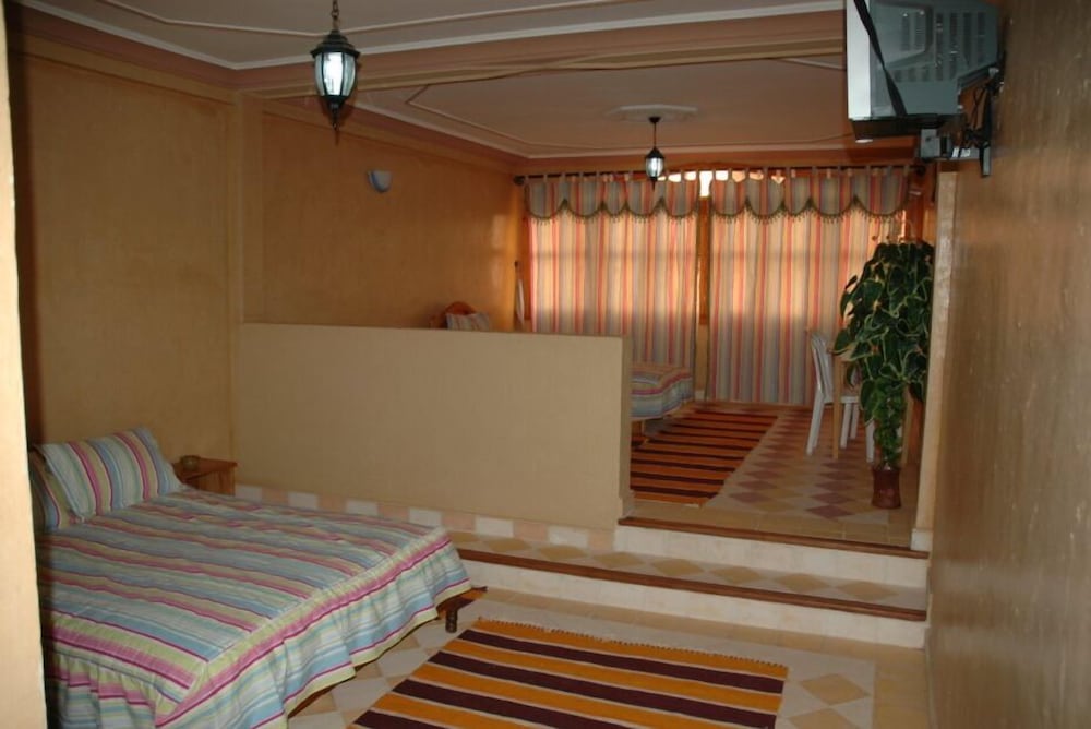 Family Room, Multiple Beds photo 1