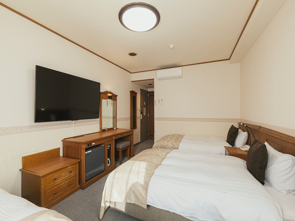 Triple Room, 3 Bedrooms, Non Smoking - Photo 1