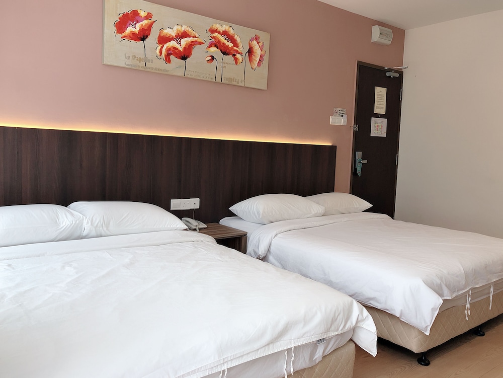 Deluxe Quadruple Room photo 3