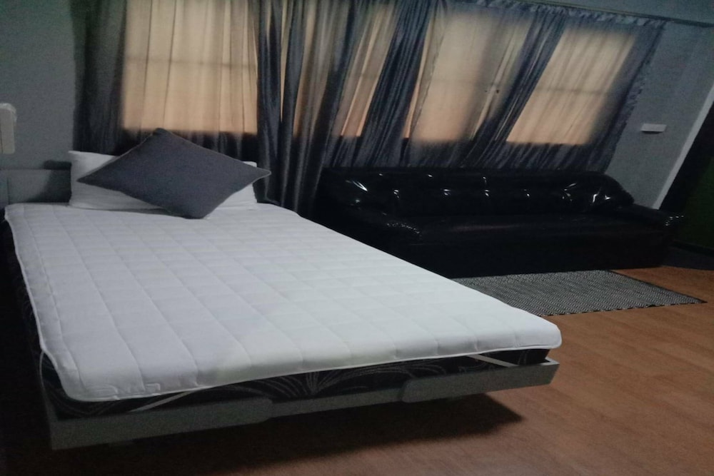 Basic Single Room
