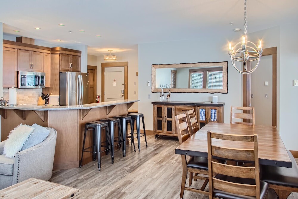 Stonegate Resort Unit B105 | 3BR photo 2