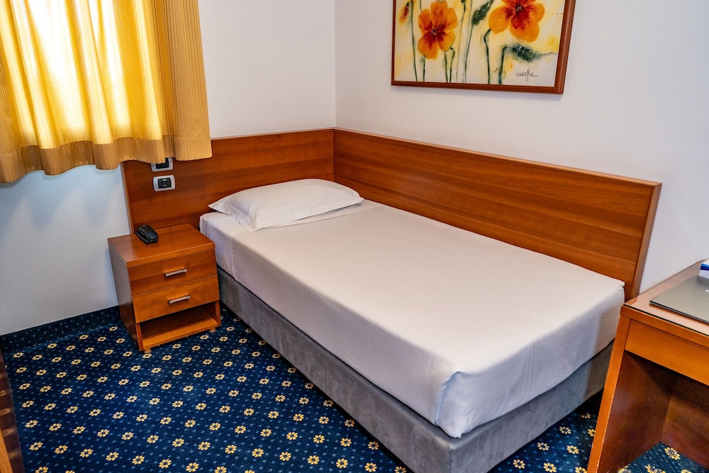 Single Room, Accessible photo 1