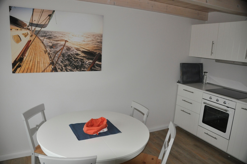 Townhome, 3 Bedrooms, Non Smoking, Courtyard View photo 3