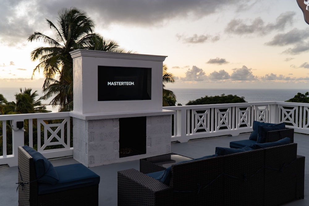 Luxury Villa photo 3