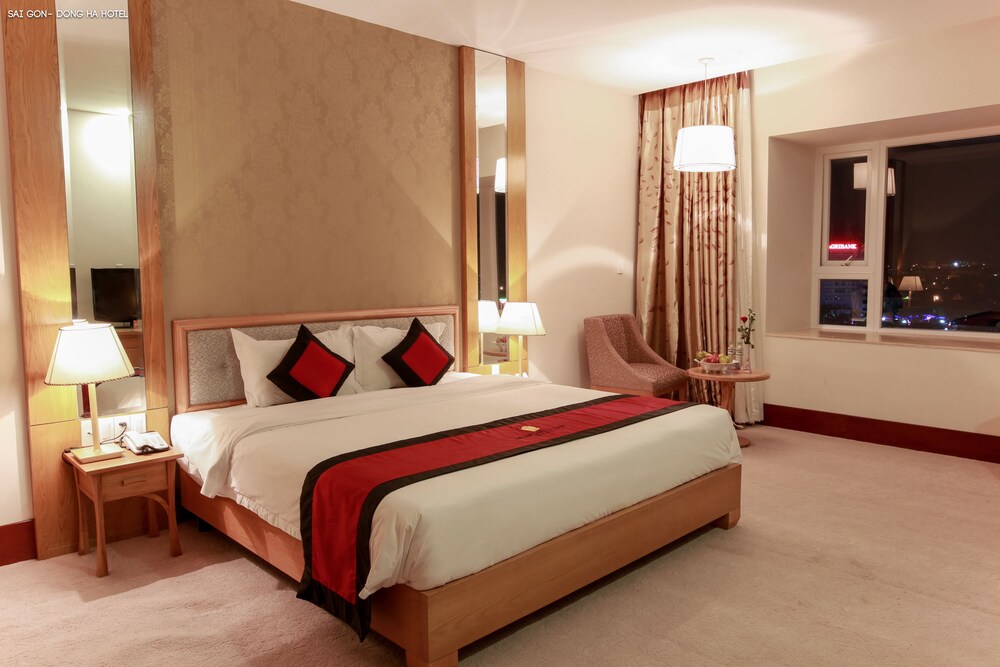 Deluxe Room, City View photo 2