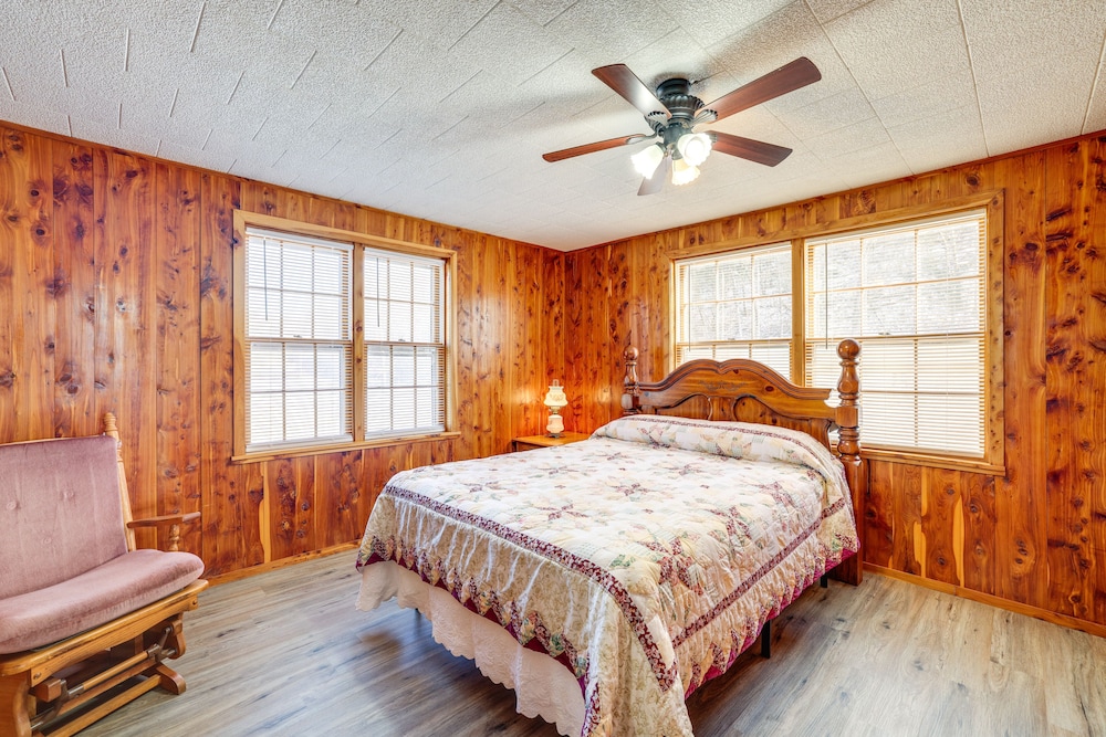 House (2 Bedrooms) photo 2