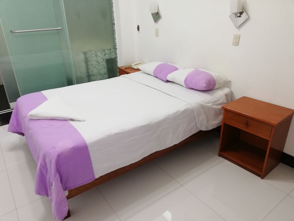 Executive Double Room, Hot Tub photo 2