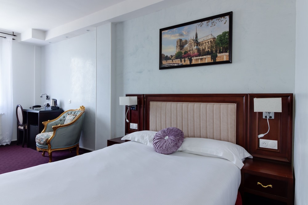 Deluxe Double Room, 1 Double Bed - Photo 13