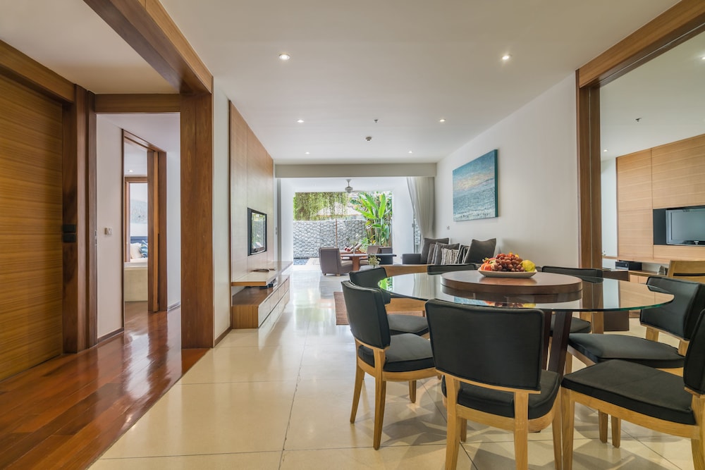 Two Bedroom Pool Residence - Photo 2