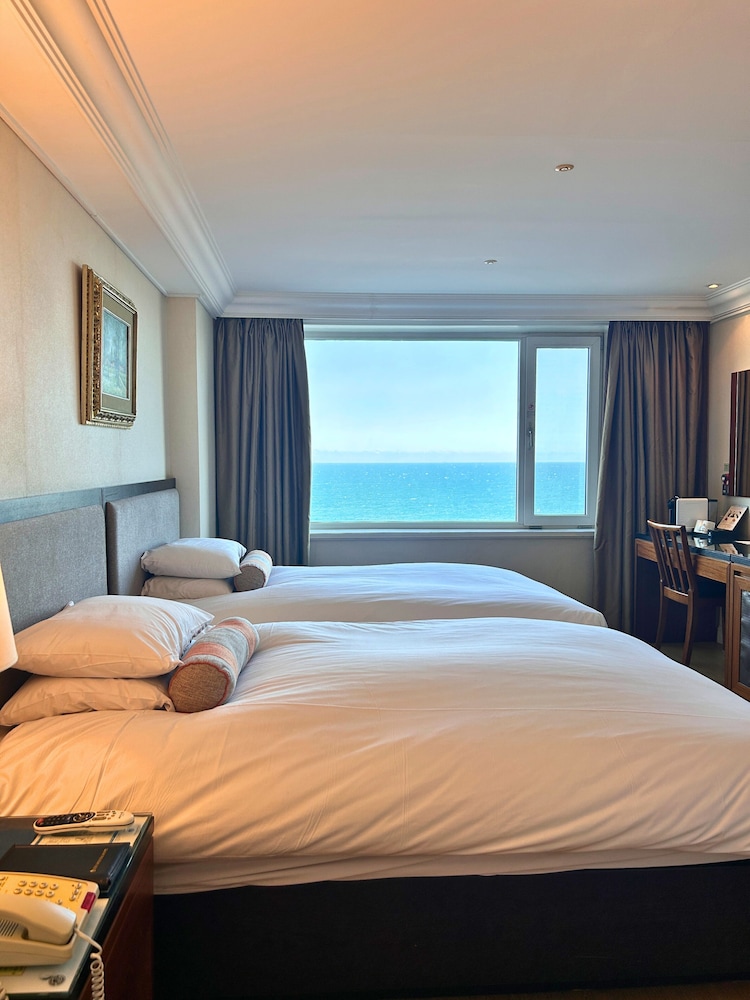 Junior Ocean Suite - Photo 1