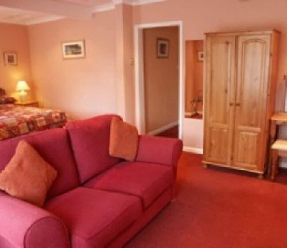 Family Room photo 2