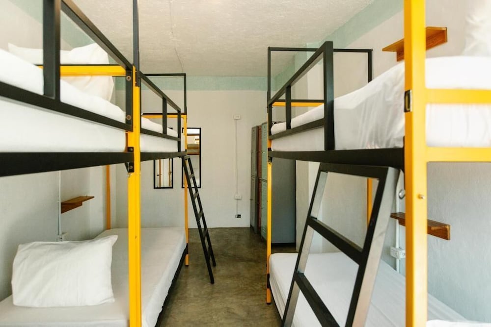 Private Room, 4 Beds photo 1