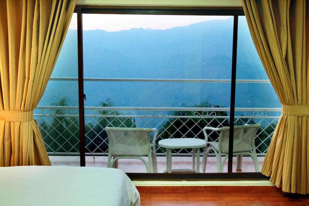 Double Room, Valley View