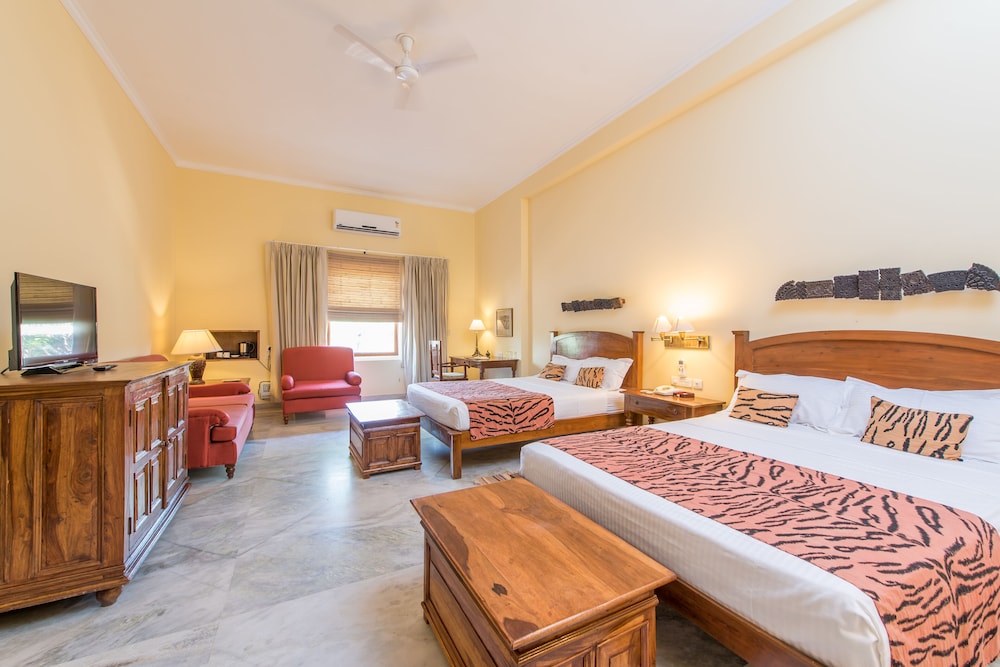Standard Suite, 1 Large Twin Bed, Non Smoking photo 1