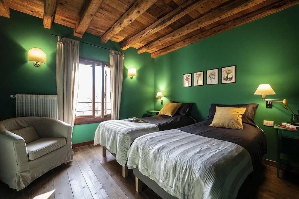 Standard Twin Room photo 1