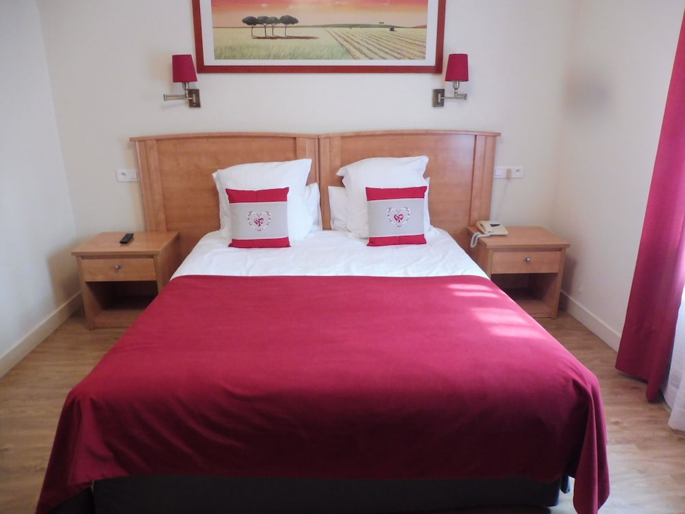 Suite Confort PMR lit double ou canapé-lit 1 ou 2 personnes photo 2