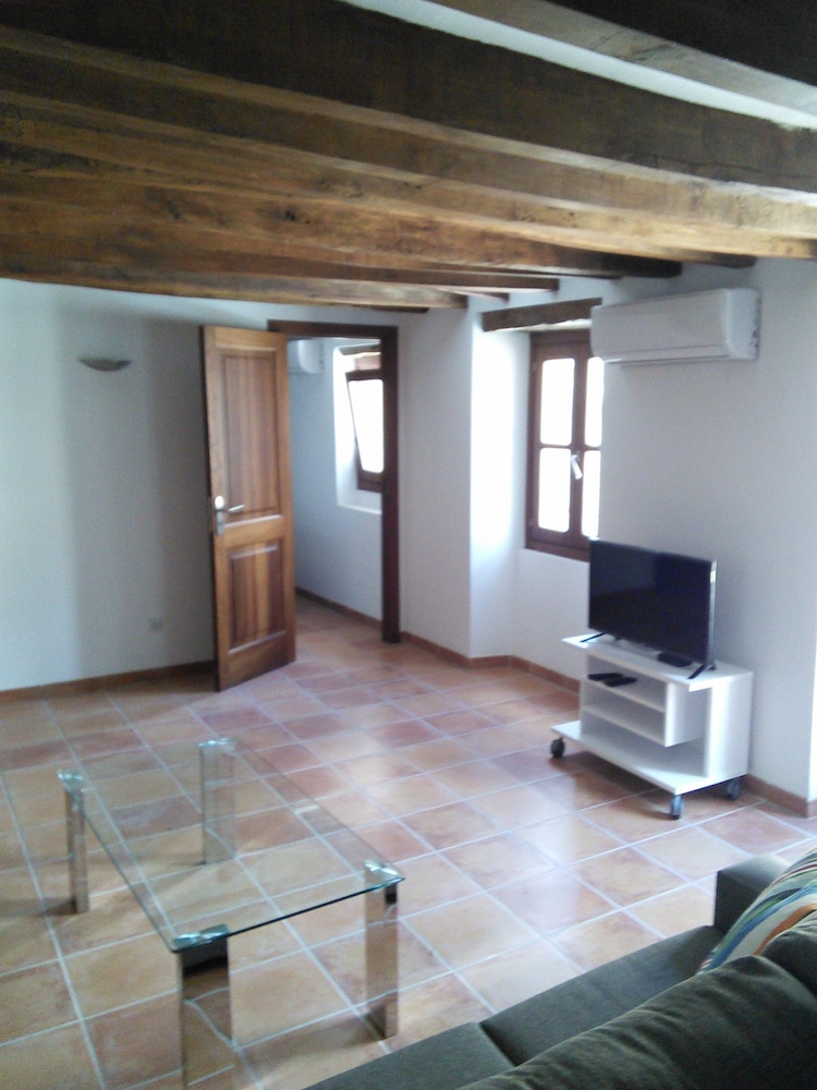 Suite, 1 Bedroom, Balcony photo 3