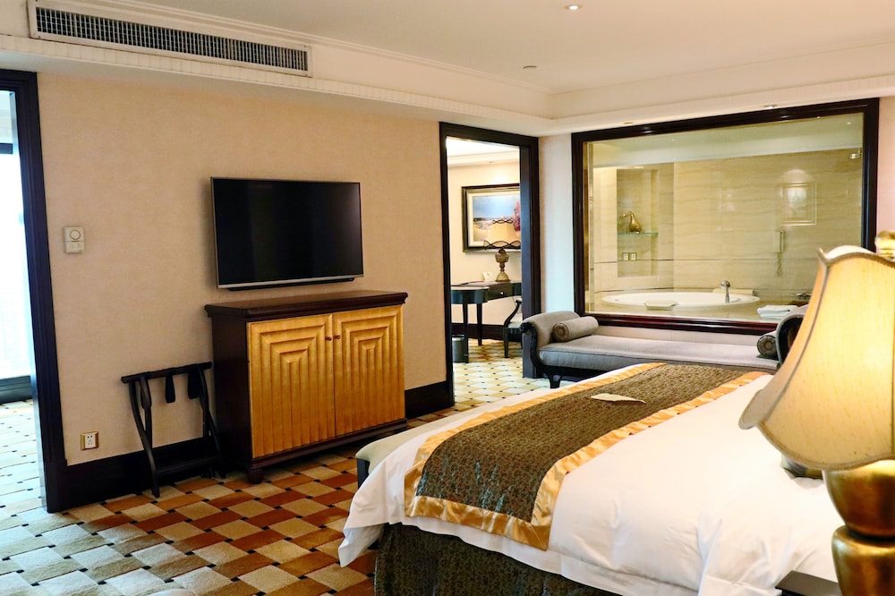 Embassy Suite