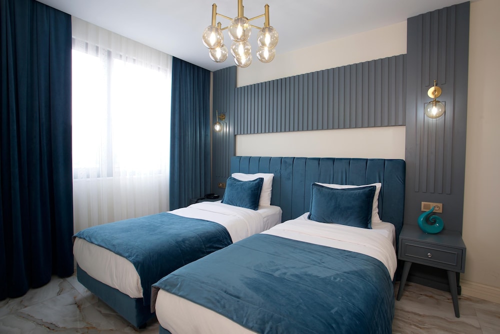 Superior Suite with Two Bedroom photo 3