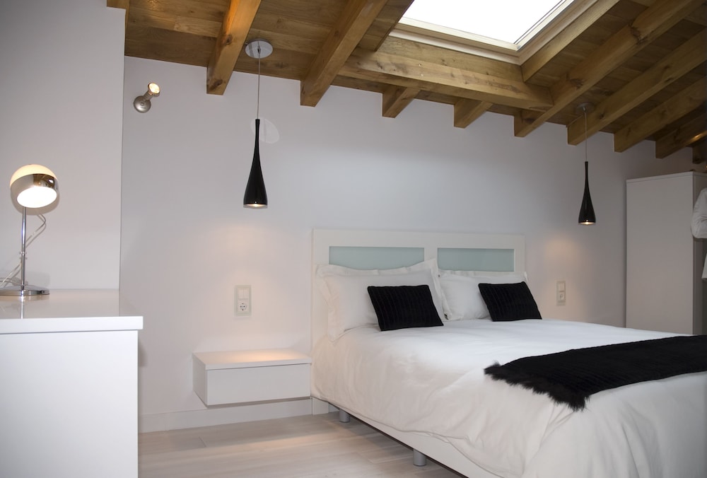 Superior Double Room (Moderna) photo 2
