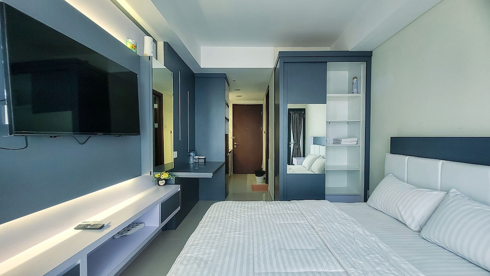 Royal Apartment, 1 King Bed, Non Smoking photo 3