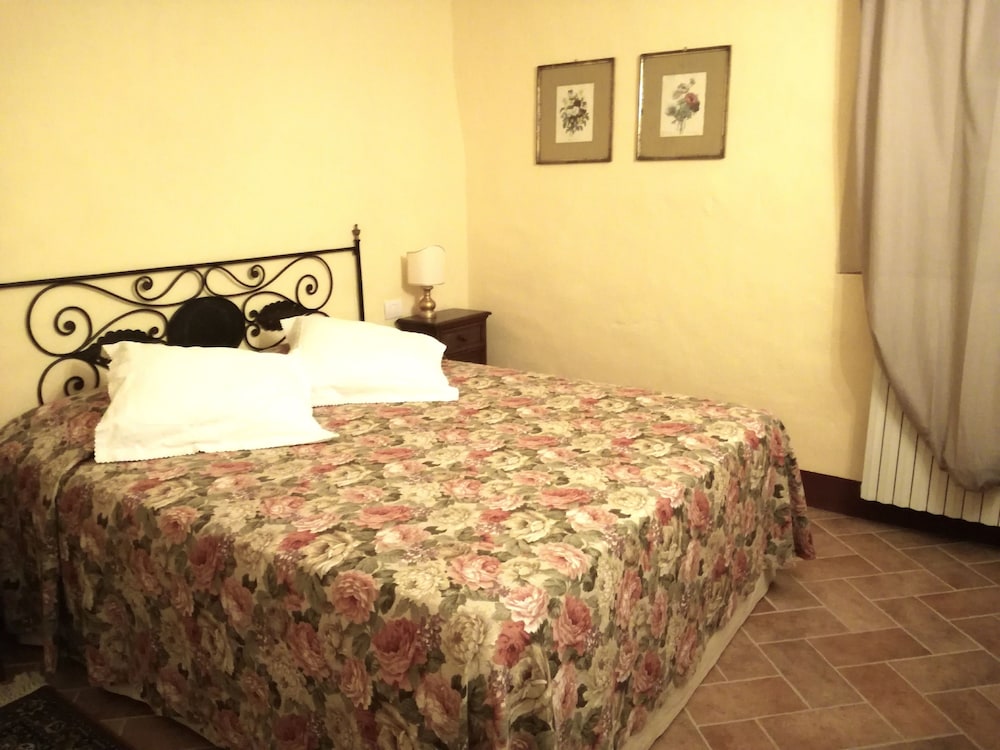 Double Or Twin Room photo 1
