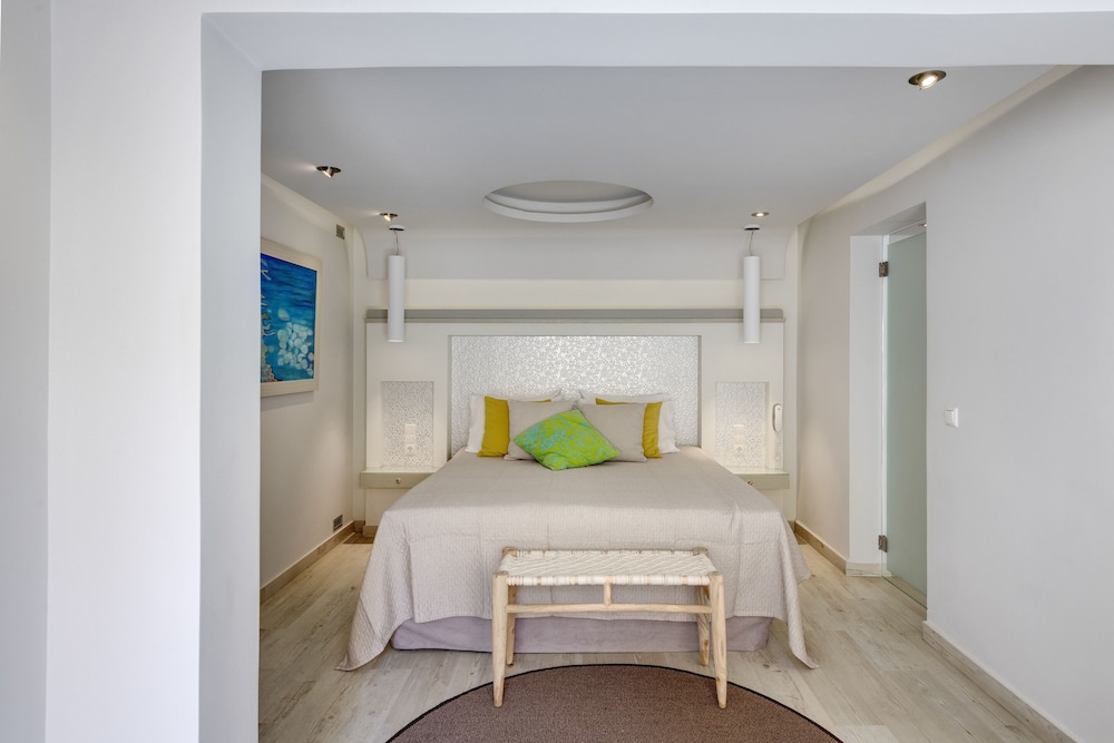 Two Room Suite