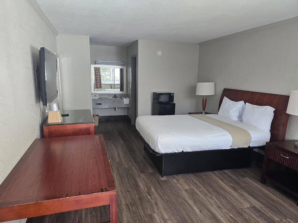 Standard Double Room - Photo 4