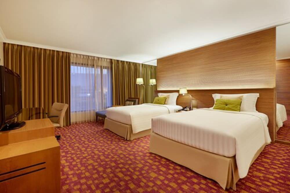 Junior Suite Twin with Exclusive Benefits photo 3