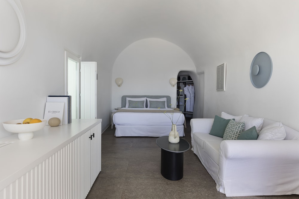 River Pool Suite with Plunge Pool