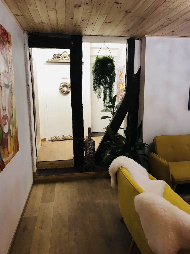 City Apartment, 1 Bedroom, Non Smoking, City View photo 3