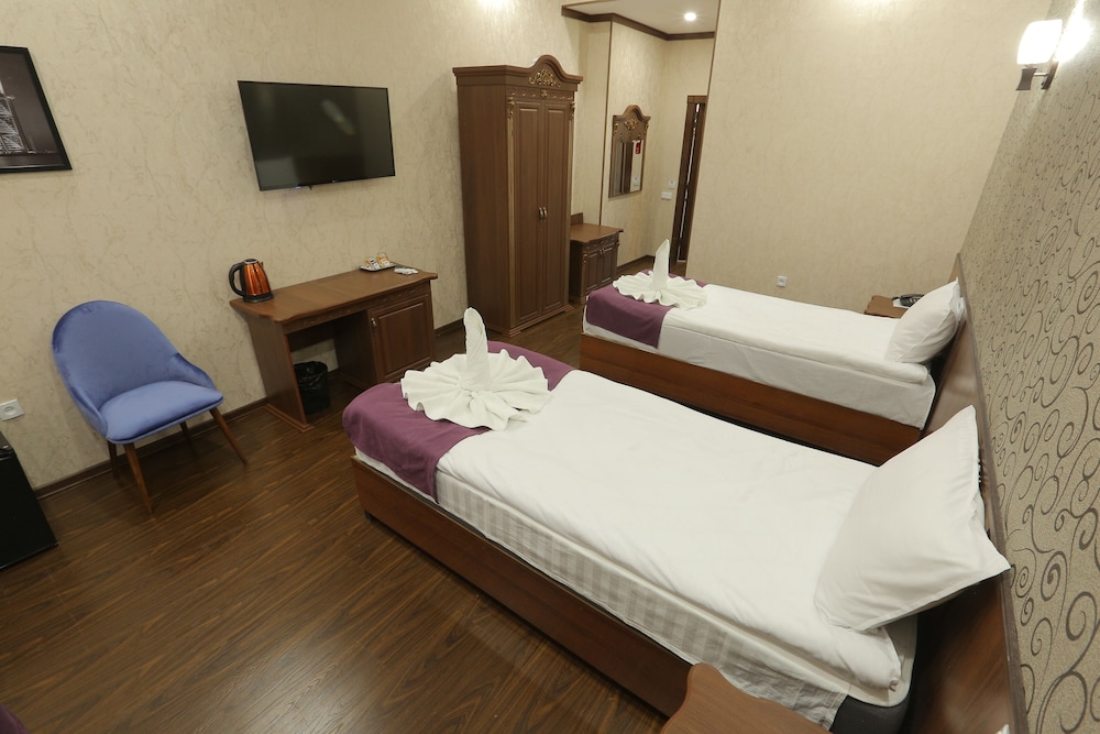 Standard Twin Room photo 2