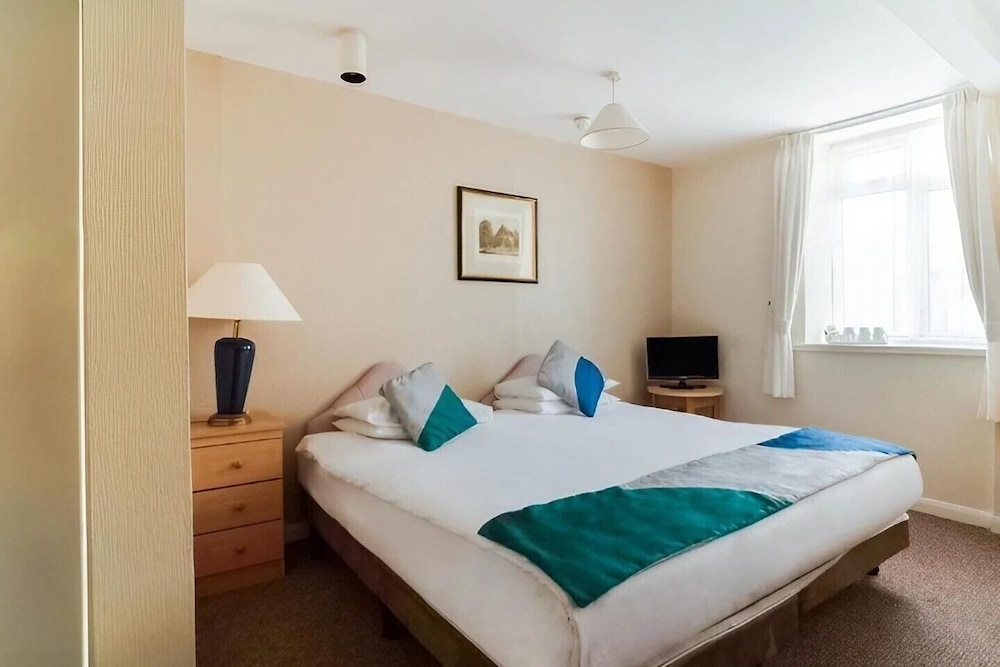 Standard Double Room, Ensuite photo 3