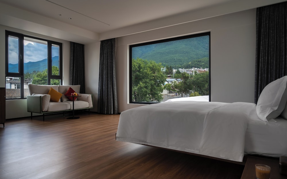 Luxury Double Room, Private Bathroom, Mountain View